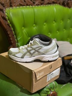 (Kategori: ) berada di . Dikirim oleh nimpeksneakers (ID iklan 1376609657, Gambar 1). Deskripsi: .