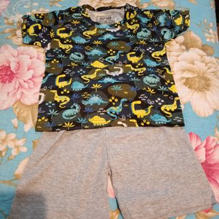 (Category: ) located in . Submitted by gerobokseida (Listing ID 1376430139, Image 1). Description: .