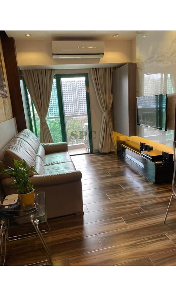 BAY GARDEN PASAY 2BR CONDO UNIT (Category: Apartments & Condos) located in Quezon City. Submitted by thercor (Listing ID 1376471474, Image 1). Description: Bay Garden Club and Residences – Banyan Tower **DIRECT TO OWNER** Details: Well-maintained and seldom used Floor Area: 74 sqm Parking: 12.5 sqm INCLUDED Floor Level: 7th Floor – Low-rise building Fully Furnished Unit Features - 2 Bedrooms - 2 Balconies - 3 Toilets & Baths - Kitchen - Dining Ar