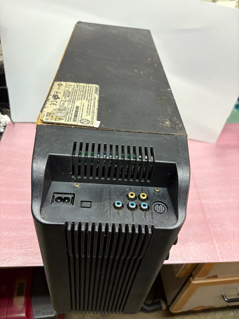 Bose lifestyle woofer (Category: Soundbars, Speakers & Amplifiers) located in Singapore. Submitted by ongtianwoon (Listing ID 1376454385, Image 2). Description: Working condition .