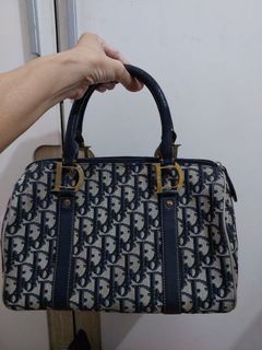 (Kategori: ) berada di . Dikirim oleh UnikRupa2 (ID iklan 1376593866, Gambar 1). Deskripsi: .