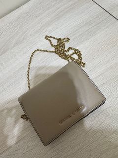 由 yiying92 (刊登 ID 1376603684，圖片 1) 提交，位於 的 (類別：)，說明：。