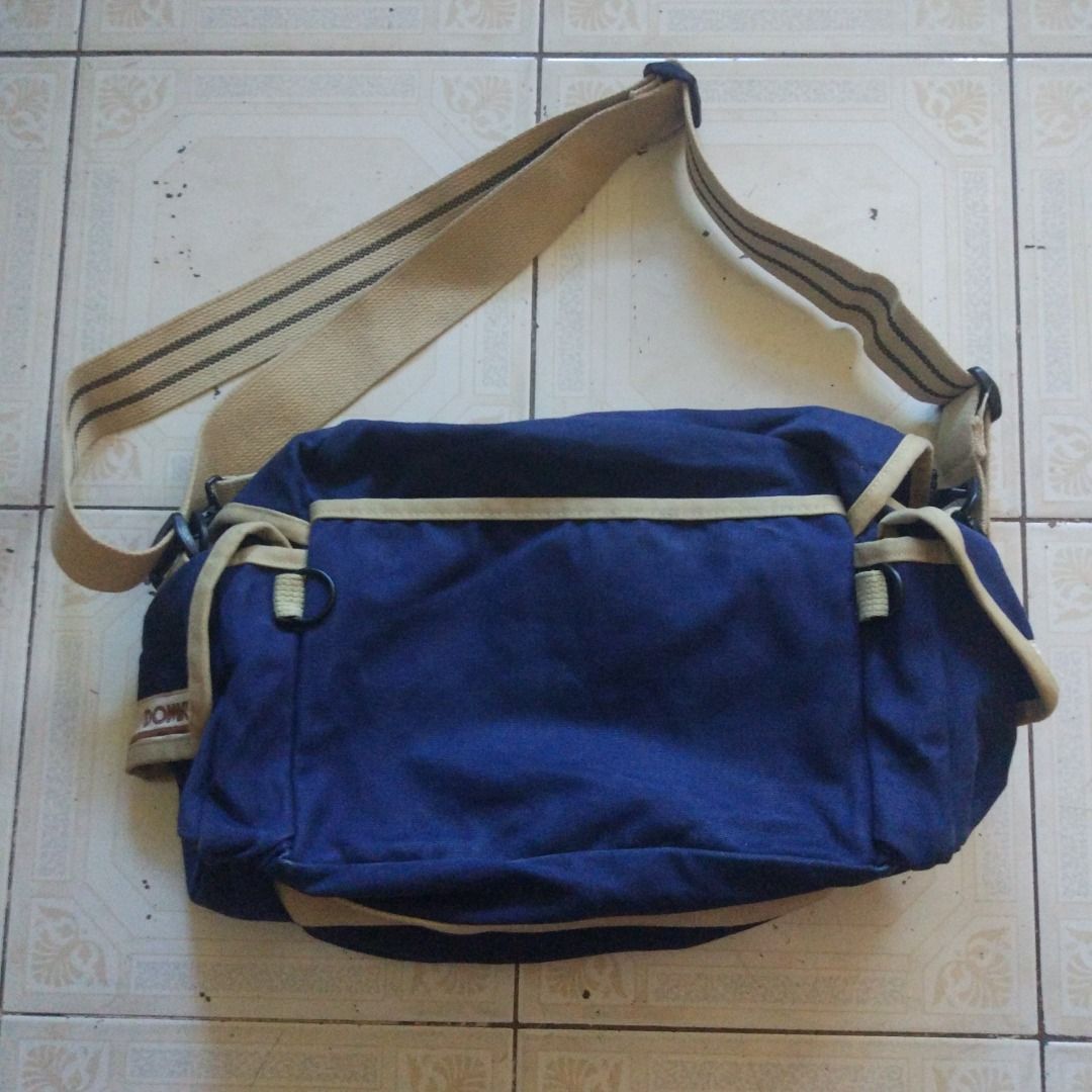 Domke F-2 Camera Bag (Category: Camera Bags & Carriers) located in Pasay City. Submitted by denimdude.ph (Listing ID 1376463883, Image 2). Description: made in USA.