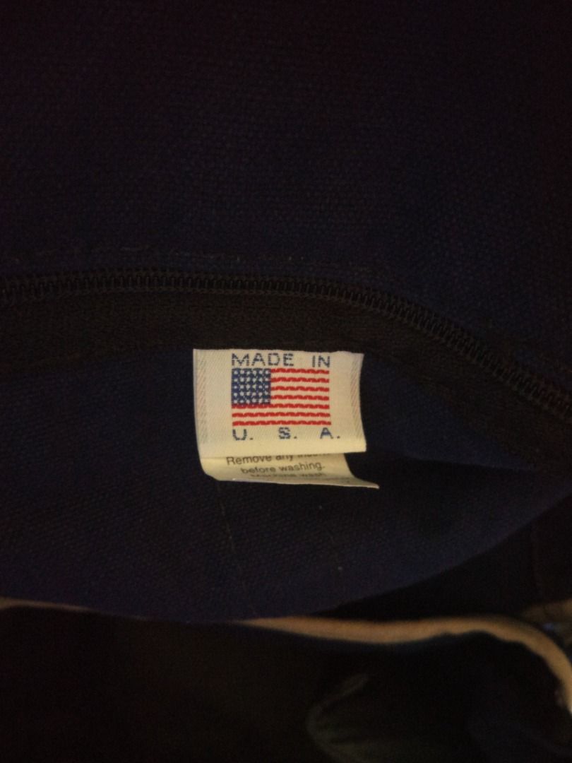 Domke F-3X Camera Bag (Category: Camera Bags & Carriers) located in Pasay City. Submitted by denimdude.ph (Listing ID 1376494955, Image 3). Description: made in USA.