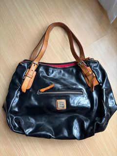 (Category: ) located in . Submitted by wardrobecleanuptime (Listing ID 1376424124, Image 1). Description: .