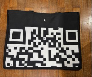 (Category: ) located in . Submitted by ilovesoldes (Listing ID 1376620186, Image 1). Description: .