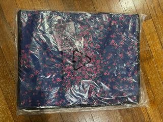(Category: ) located in . Submitted by ilovesoldes (Listing ID 1376620472, Image 1). Description: .