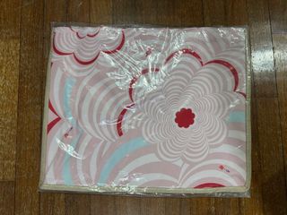 (Category: ) located in . Submitted by ilovesoldes (Listing ID 1376620570, Image 1). Description: .