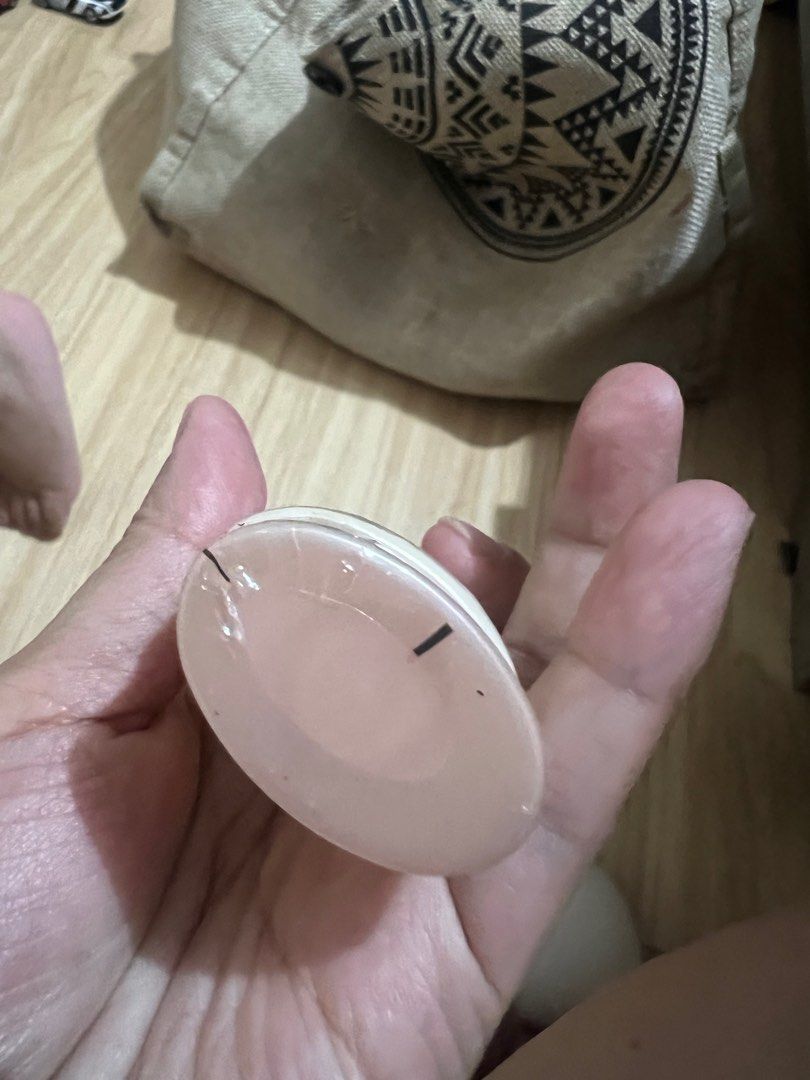 Elixir cream (Category: Face Care) located in Marikina City. Submitted by declutteringcarly (Listing ID 1376473769, Image 3). Description: Hindi ko alam para saan to. Search nyo nalang. Last picture for reference only.