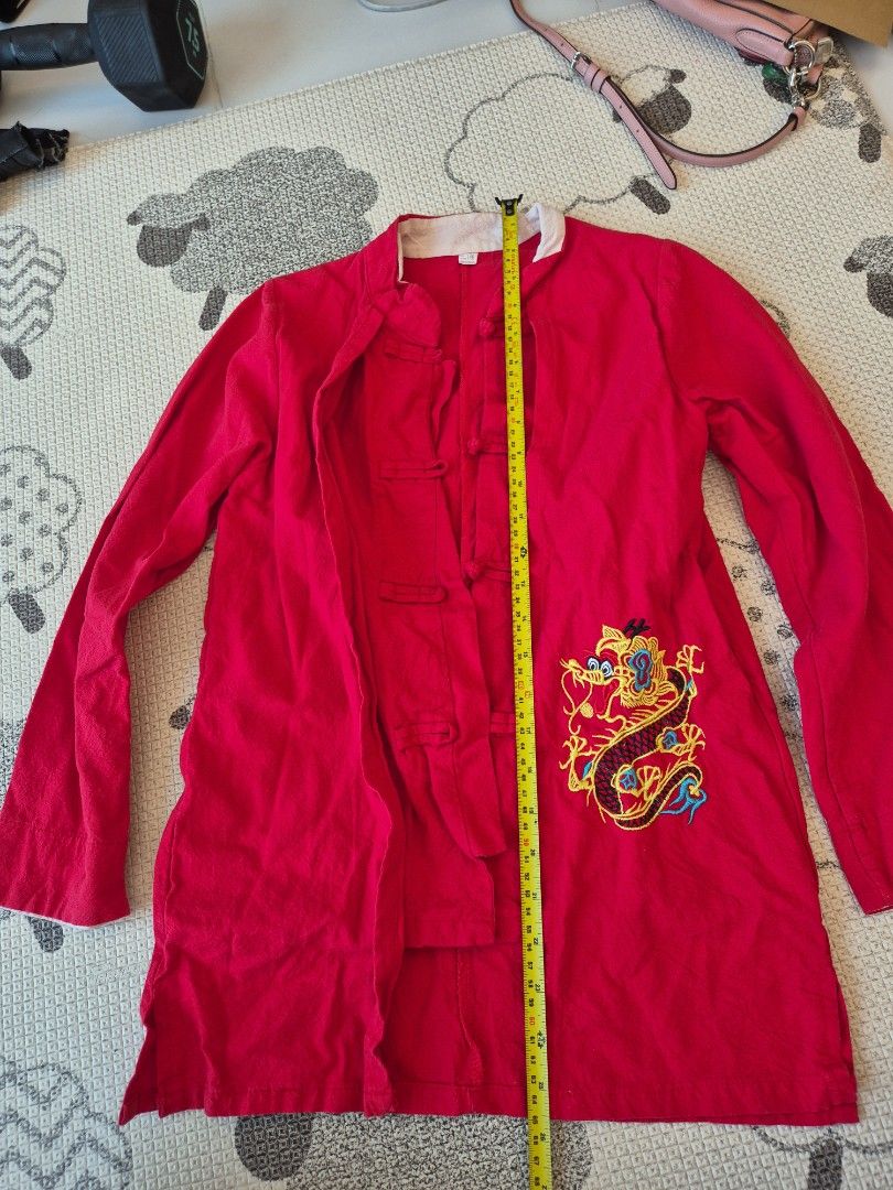 Embroidered Dragon Red Chinese Top (Category: Babies & Kids Fashion) located in Singapore. Submitted by deepredmui (Listing ID 1376437745, Image 1). Description: Stunning red Chinese-style top with gold and teal dragon embroidery. Mandarin collar, long sleeves. Measurements: Chest 56cm, Length 68cm, Sleeve 58cm. A unique and stylish piece. In very good condition size 140cm, should fit kids below 150cm pick up from Havelock Road or top up sgd3 for