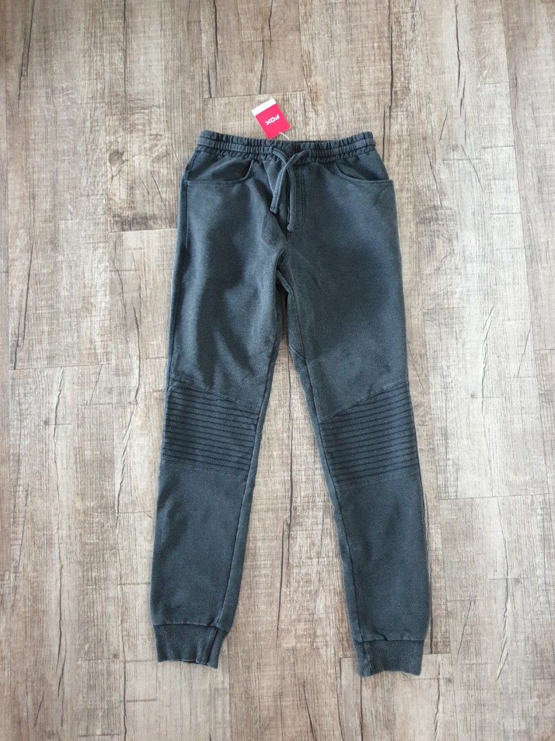 Fox Jogger Pants (Category: Babies & Kids Fashion) located in Singapore. Submitted by milk_tea_snorlax (Listing ID 1376470573, Image 1). Description: Size 14 (145 - 153 cm). Strictly not for fussy buyers. Self collection only - at Segar LRT Station..