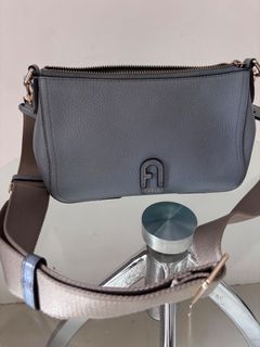 (Kategori: ) berada di . Dikirim oleh ruangbutik (ID iklan 1376485462, Gambar 1). Deskripsi: .