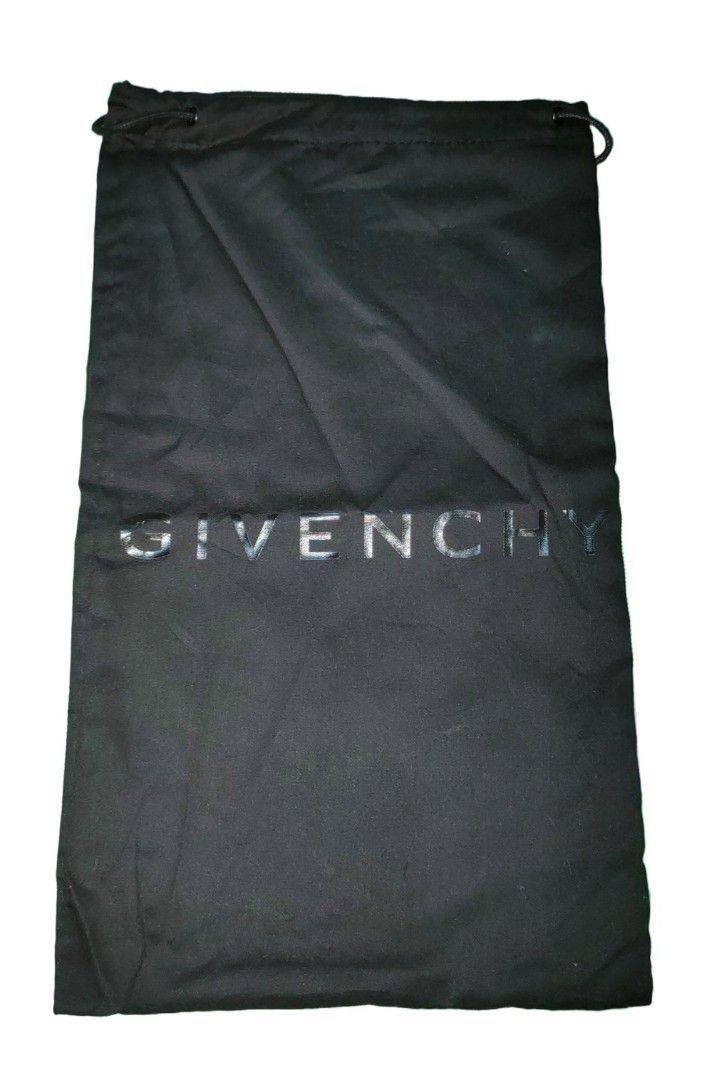 Givenchy Dust Bag (Category: Luxury Bags & Wallets) located in Quezon City. Submitted by qatarboi (Listing ID 1376586984, Image 1). Description: 37cm height 22cm width.