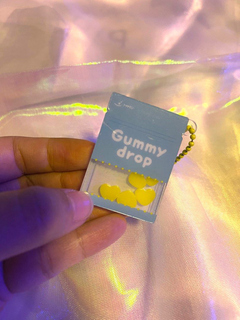 Gummy Drop Candy Keychain (Moving Pcs Inside) — sh0pee checkout available (Category: Character Goods) located in Baliuag. Submitted by randomgoodsonline (Listing ID 1376544114, Image 2). Description: Gummy Drop Candy Keychain (Moving Pcs Inside).