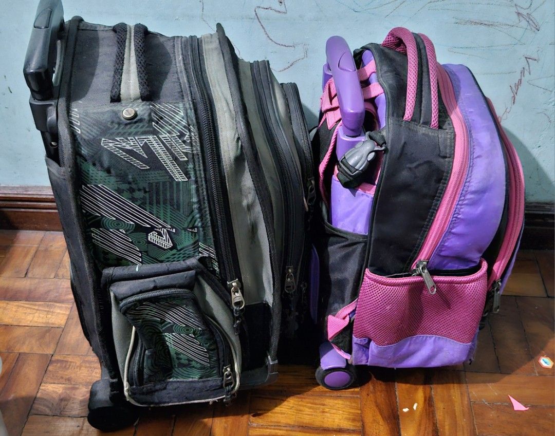 Hawk Trolley bag original (Category: Babies & Kids Fashion) located in Pasig City. Submitted by prettypr1ncess (Listing ID 1376549647, Image 3). Description: Selling for 1k each Pick up near acacia escalades pasig manggahan Shipping c/o buyer.