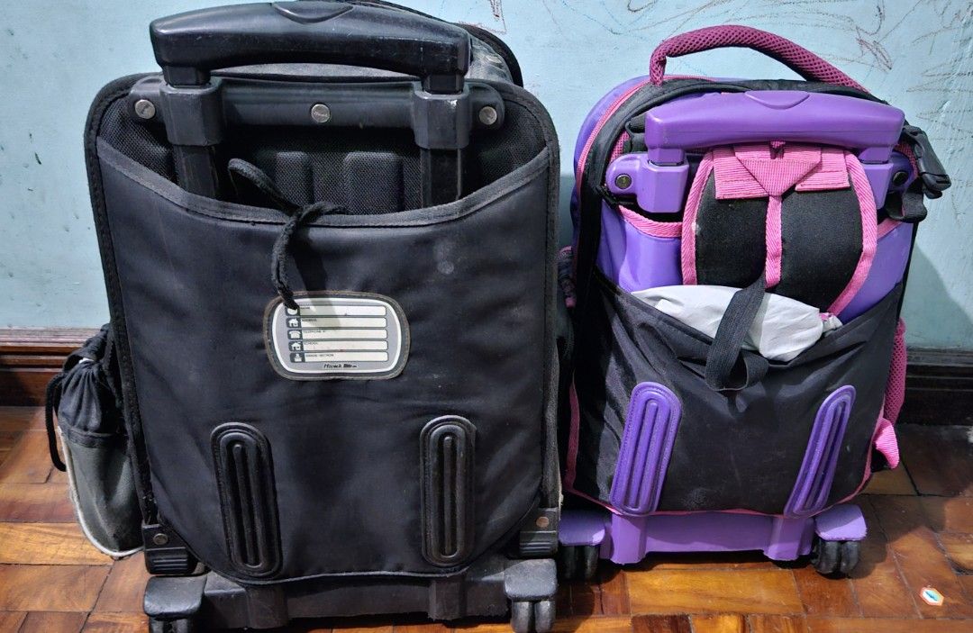 Hawk Trolley bag original (Category: Babies & Kids Fashion) located in Pasig City. Submitted by prettypr1ncess (Listing ID 1376549647, Image 2). Description: Selling for 1k each Pick up near acacia escalades pasig manggahan Shipping c/o buyer.