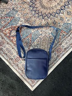 (Kategori: ) berada di . Dikirim oleh gudangtassecondbrand (ID iklan 1376618187, Gambar 1). Deskripsi: .