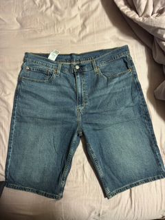 (Category: ) located in . Submitted by ezhhh (Listing ID 1376585141, Image 1). Description: .