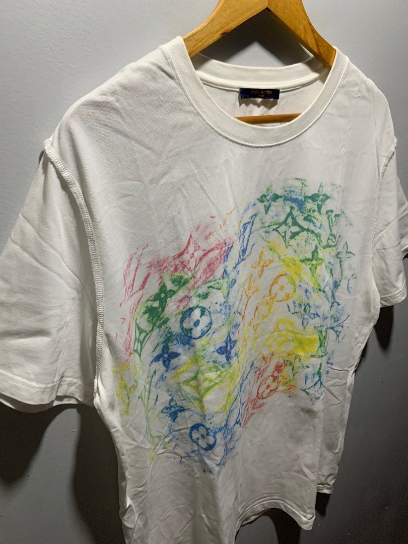 LOUIS VUITTON MONOGRAM SHIRT (Category: Luxury Apparel) located in Butuan. Submitted by rcycl (Listing ID 1376521013, Image 2). Description: LV 21by28.