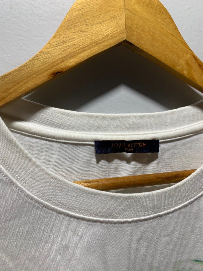LOUIS VUITTON MONOGRAM SHIRT (Category: Luxury Apparel) located in Butuan. Submitted by rcycl (Listing ID 1376521013, Image 3). Description: LV 21by28.