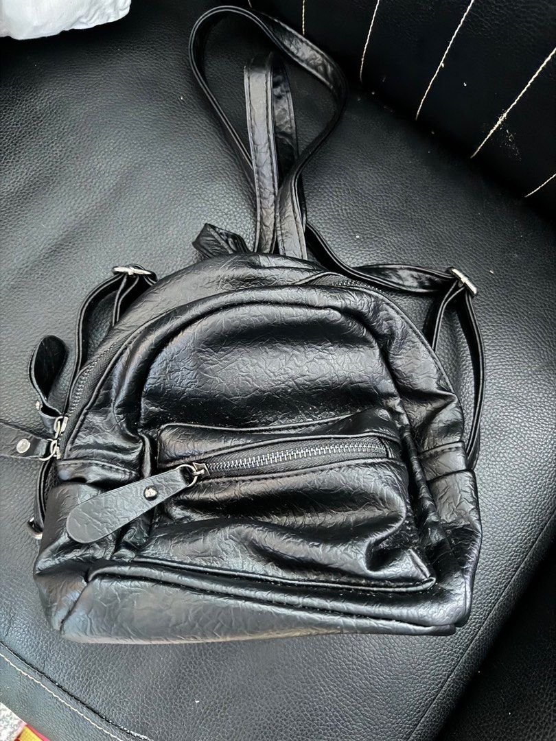 Mini backpack (Category: Backpacks) located in Singapore. Submitted by katymt (Listing ID 1376479349, Image 1). Description: .