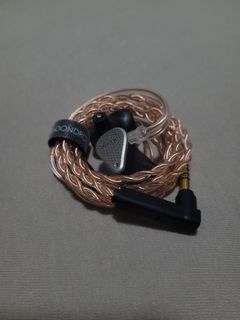 (Category: ) located in . Submitted by nvq90s (Listing ID 1376561253, Image 1). Description: .