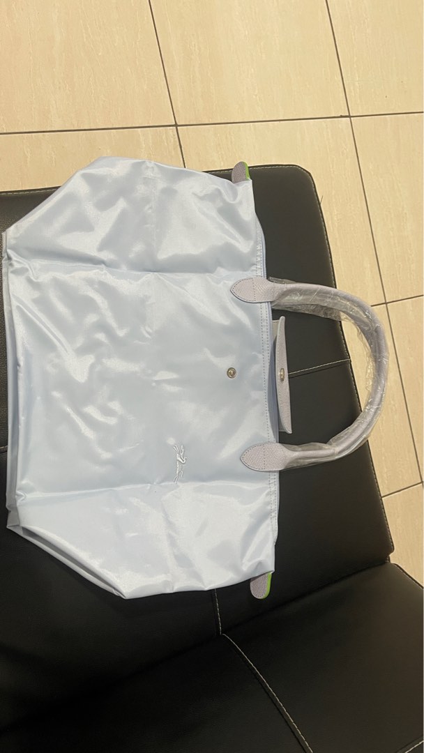 NEW Longchamp Tote Bag ORI Fesyen Wanita Tas Dompet Di Carousell new-longchamp-tote-bag-ori-fesyen-wanita-tas-dompet-di-carousell