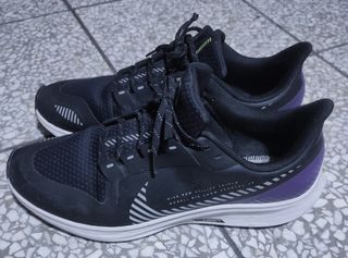 由 nikewear (刊登 ID 1376471228，圖片 1) 提交，位於 的 (類別：)，說明：。