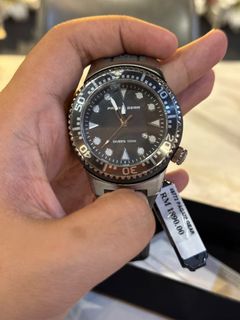 (Category: ) located in . Submitted by peng6789 (Listing ID 1376426111, Image 1). Description: .