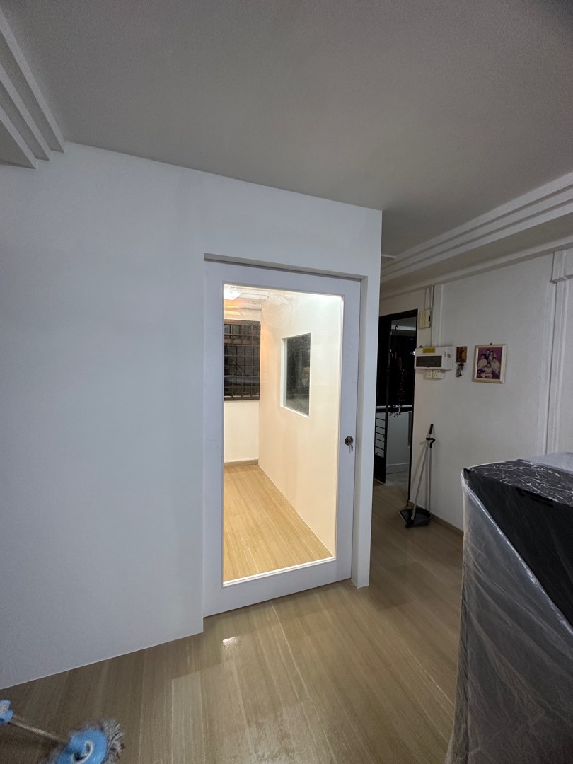 (Category: ) located in . Submitted by handyrenovator (Listing ID 1376445552, Image 1). Description: .