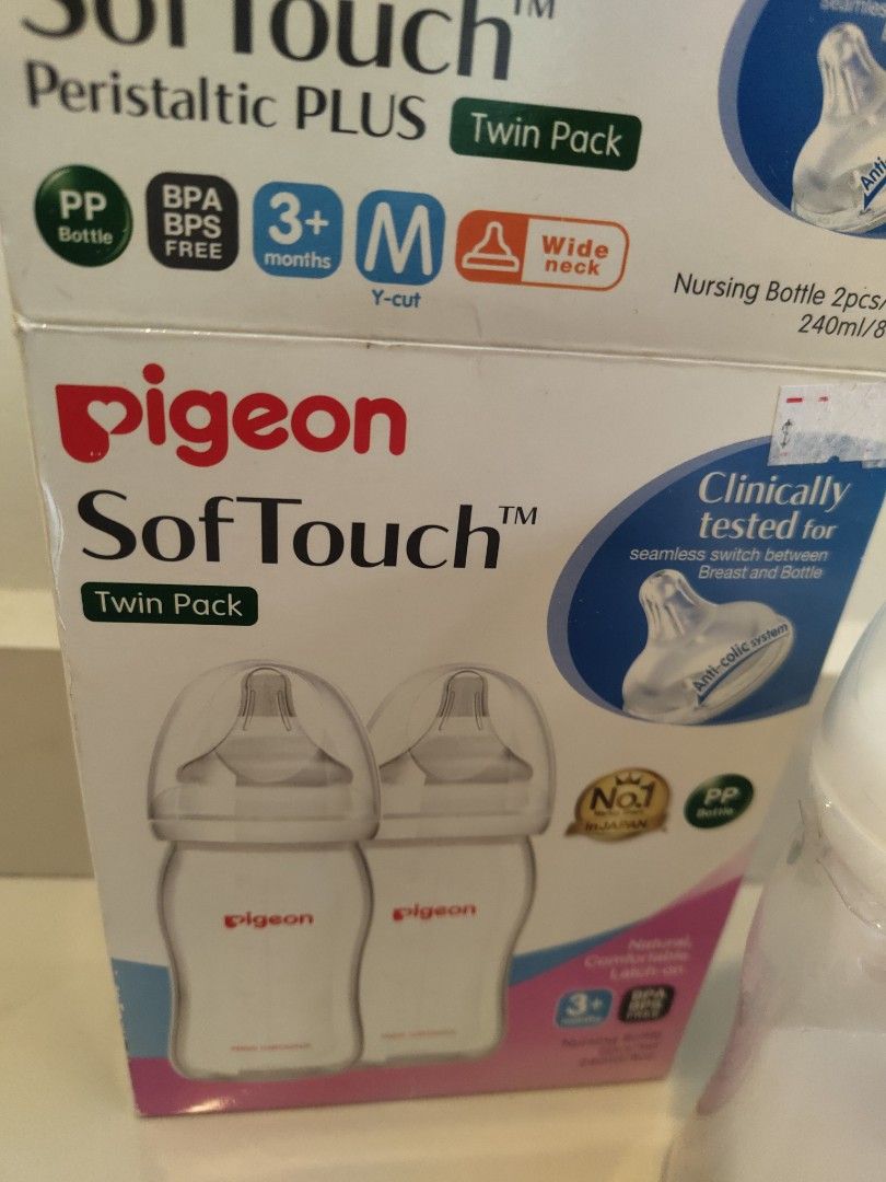 Pigeon milk bottles without nipple (Category: Breastfeeding & Bottle Feeding) located in Singapore. Submitted by pngpngpng (Listing ID 1376444690, Image 3). Description: 2 bottles unused. no nipples included..