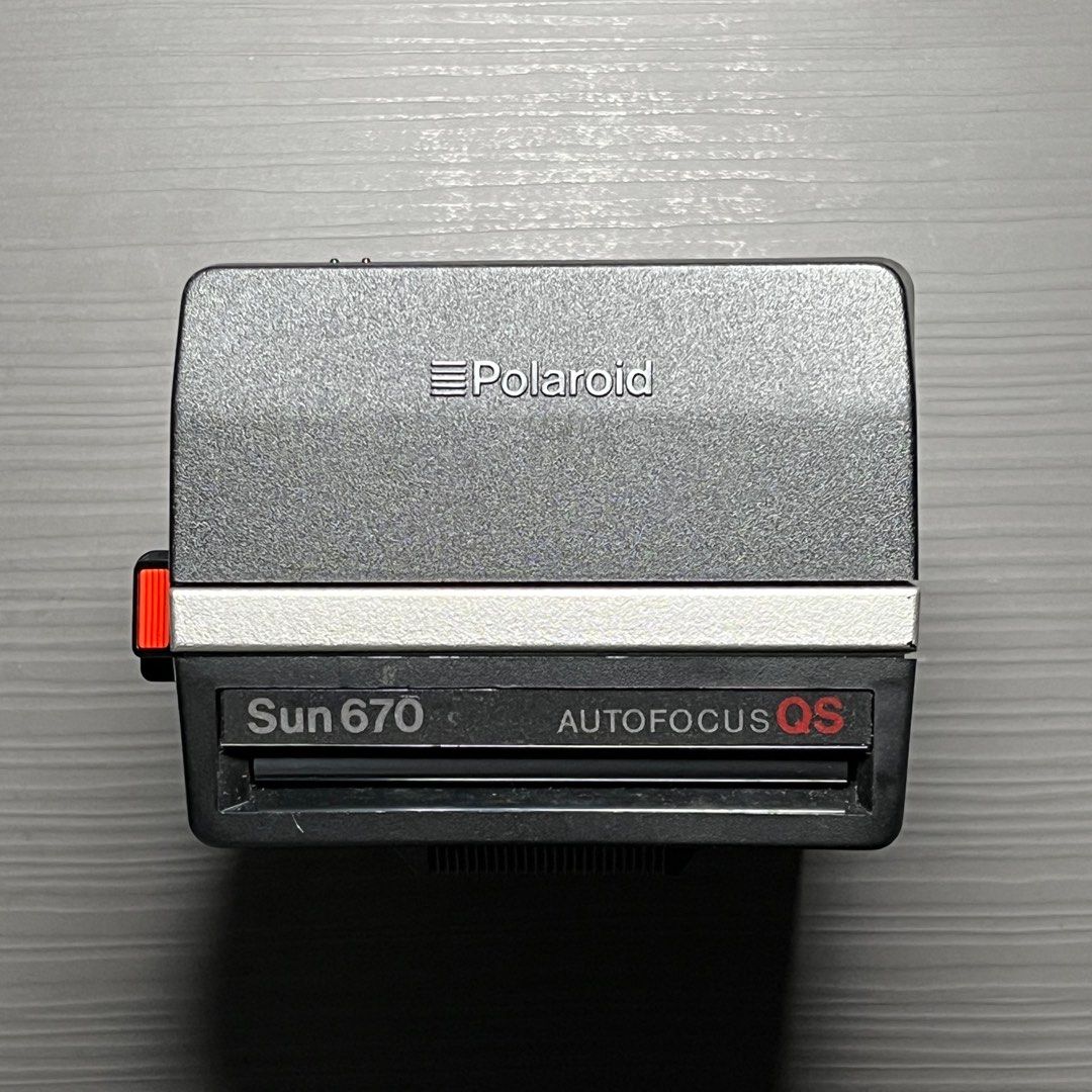 由 nmnll (刊登 ID 1376598644，圖片 1) 提交，位於 台北市 (Taipei) 的 Polaroid Sun 670 (類別：相機)，說明：缺護目套 常駐防潮箱 不確定功能是否正常 請謹慎購買。