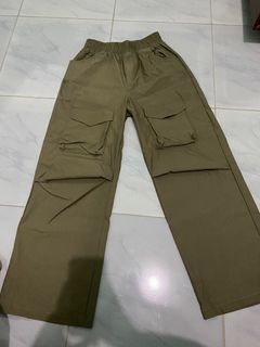 (Kategori: ) berada di . Dikirim oleh rey___ (ID iklan 1376600675, Gambar 1). Deskripsi: .