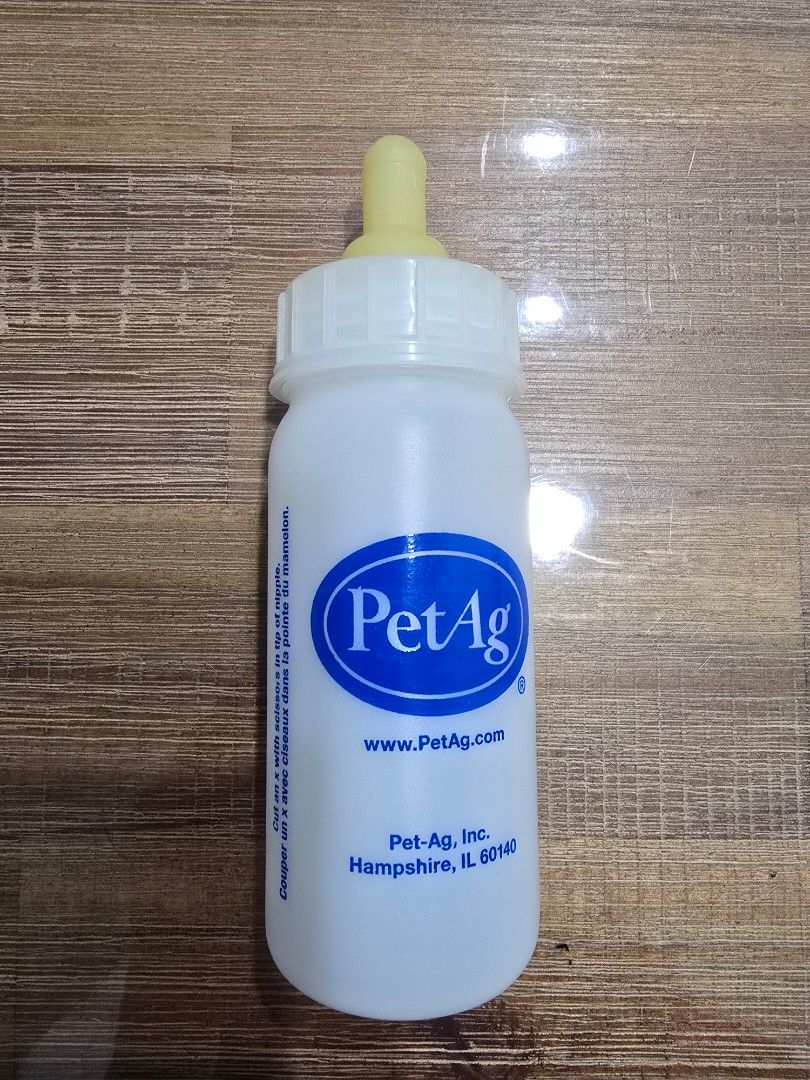 Puppy bottle set (Category: Homes & Other Pet Accessories) located in Singapore. Submitted by 9cloudsabove (Listing ID 1376486824, Image 2). Description: Priority goes to rescuers. no postage, collect at Keat Hong LRT. Like new: Puppy bottle & medium silicon teat Used for 2 weeks to nurse puppies. original yellow teat of bottle has been cut wider, so use only when pups are at least 2 or 3 wks old. for younger pups, use the beige teats. Brand new:
