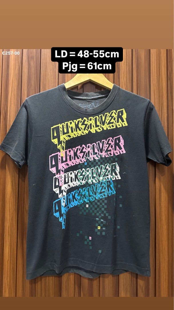 Kaos Tshirt Quicksilver QUICKSILVER Kaos Tshirt Katun Hitam Big