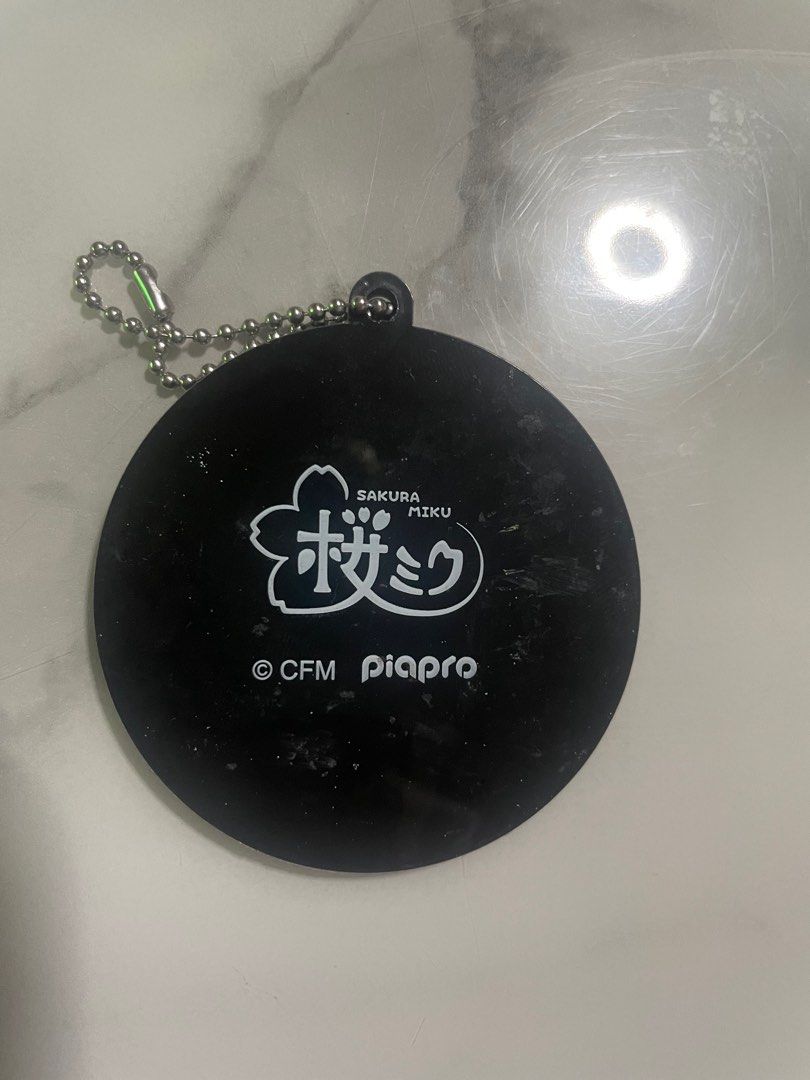 Sakura Miku Keychain (Category: Character Goods) located in Manila. Submitted by yuriiyuna (Listing ID 1376579384, Image 2). Description: Don’t know if its bootleg or original since it came in a trinket pouch MOP- GCASH MOD- JNT OR SCO .