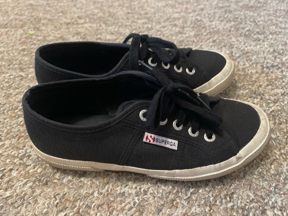 Shoes (Category: Women's Shoes) located in Liverpool. Submitted by amraluckett (Listing ID 1376487678, Image 2). Description: Superga Size 36.