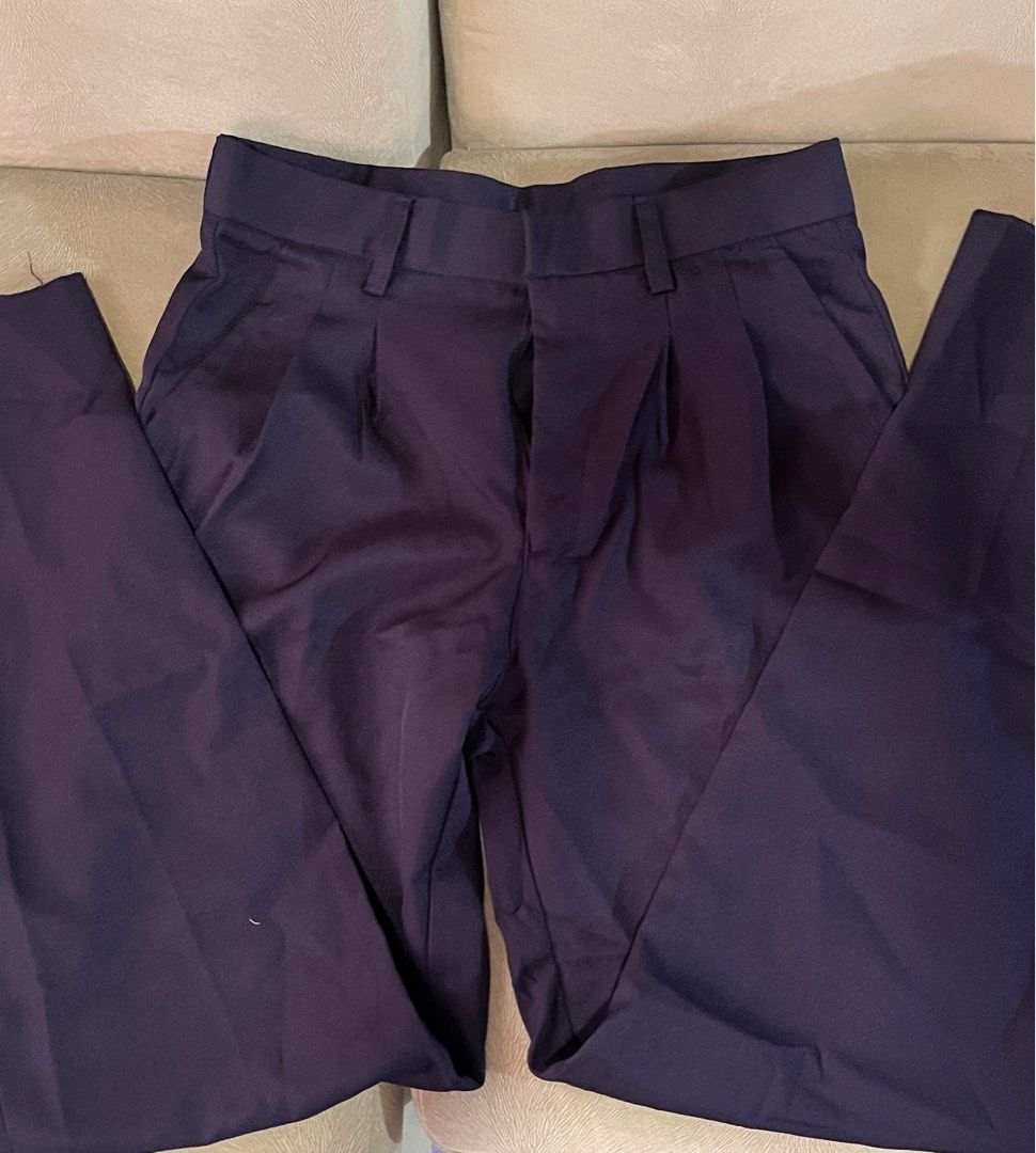 Slacks (Category: Shorts) located in Muntinlupa City. Submitted by dormammu83 (Listing ID 1376444008, Image 3). Description: Take all for 2k.