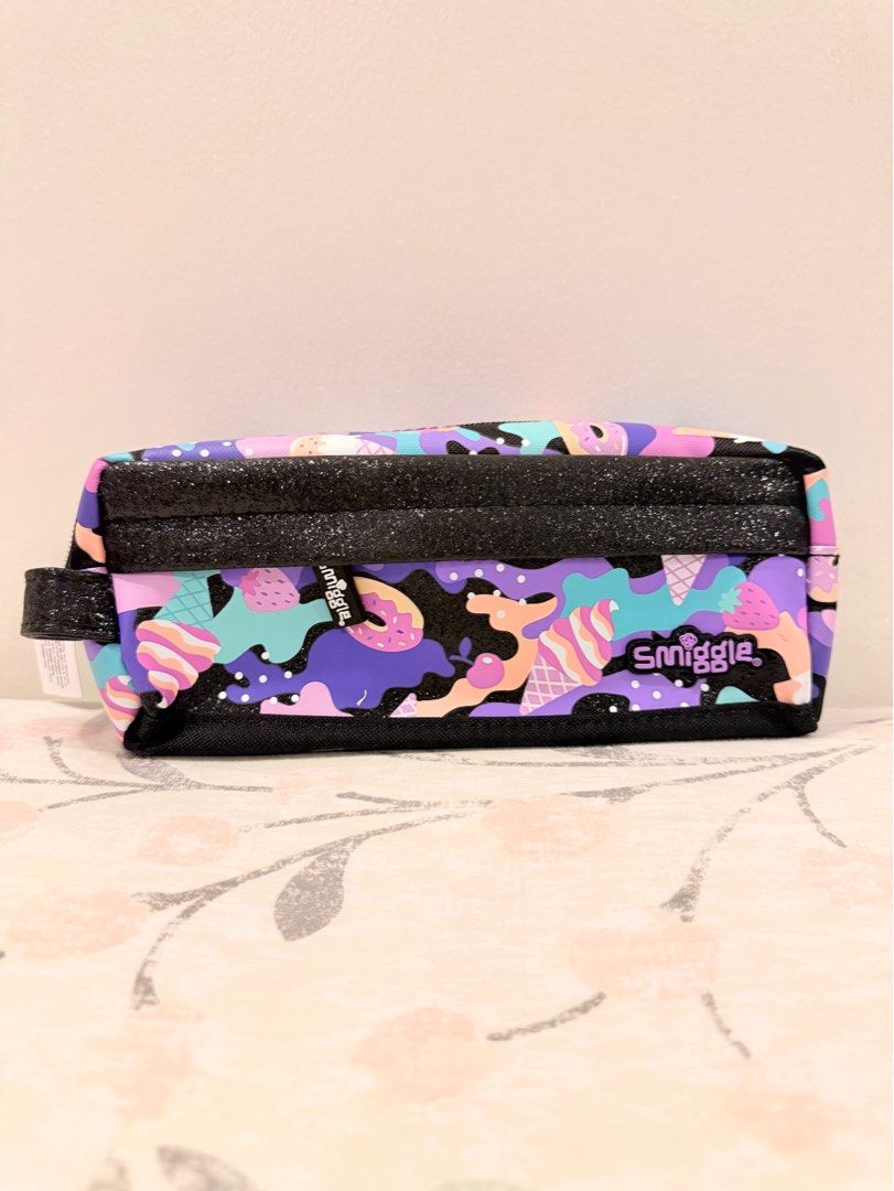 Smiggle pencil case ice cream and donuts (Category: Purses & Pouches) located in Santa Maria. Submitted by stuff4less07 (Listing ID 1376544865, Image 1). Description: Ice cream and donuts pencil case bulky . .