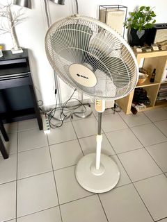 (Category: ) located in . Submitted by marta_kasp (Listing ID 1376548457, Image 1). Description: .