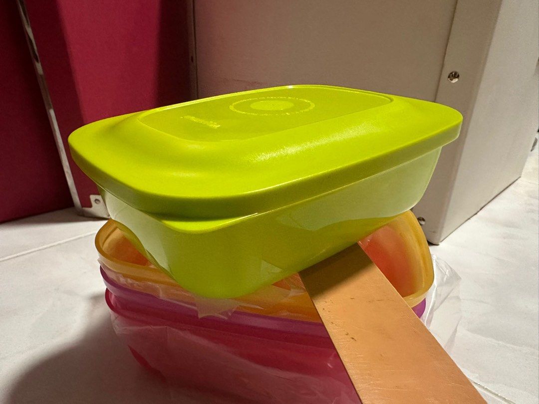 Tupperware Containers (Category: Other Kitchenware & Tableware) located in Singapore. Submitted by fattybombom37 (Listing ID 1376565757, Image 3). Description: BRAND NEW ITEM FOR SALE $5 EACH 4 COLOURS AVAILABLE 16cm x 12cm PM NOW FOR FAST DEAL MANY TUPPERWARE ITEMS FOR SALE.