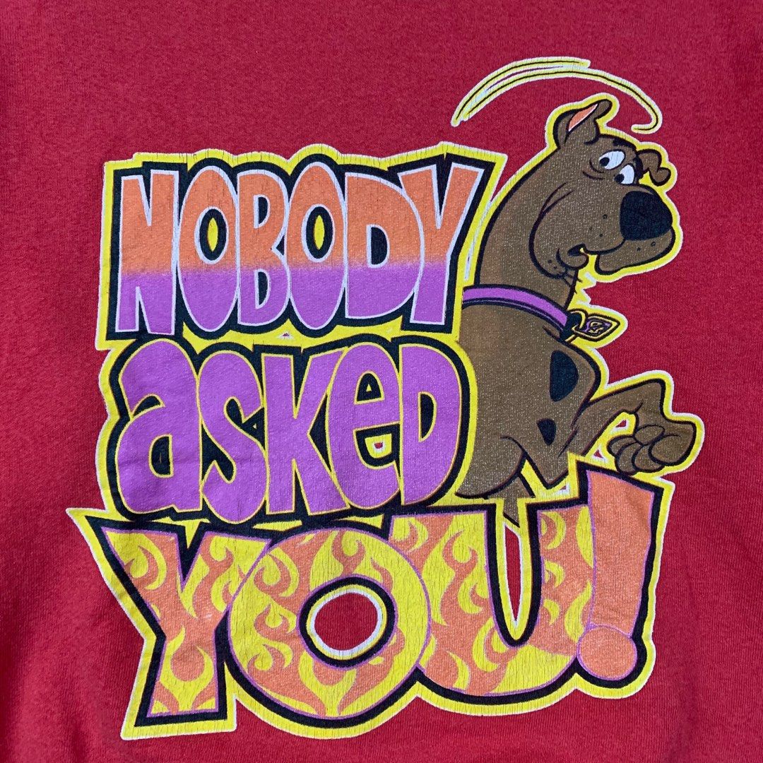 Vintage 2000 scooby-Doo Cartoon Network Sweater (Category: Coats, Jackets and Outerwear) located in Baguio. Submitted by thesecretshop_ph (Listing ID 1376586613, Image 3). Description: Size: Medium Lenght: 25.5” Width: 21” Issue: Normal Signs Of Wear Due to Age.