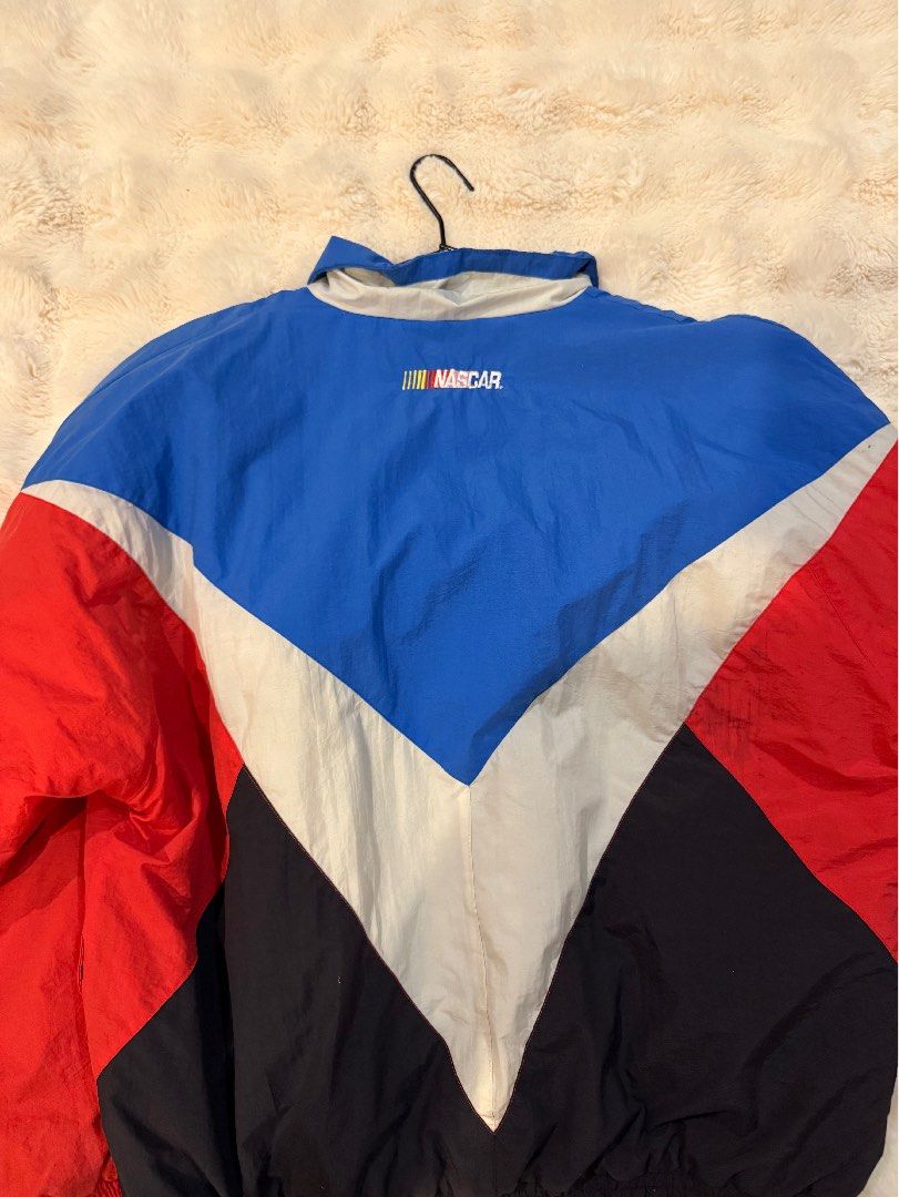 Vintage Nascar Jacket (Category: Coats, Jackets and Outerwear) located in Las Pinas. Submitted by privari (Listing ID 1376468845, Image 2). Description: Purchased from its vintage, makati at nearly ₱6000 .