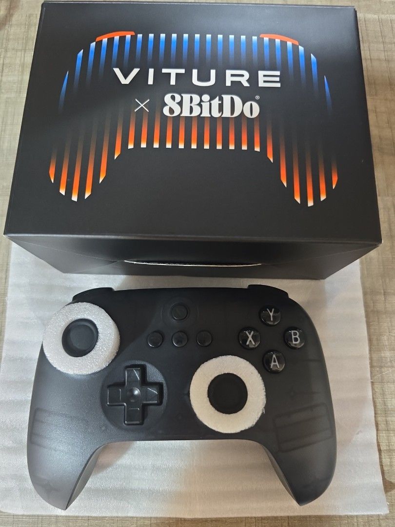 8BitDo Controller (Category: Controllers) located in Singapore. Submitted by the_syndicate (Listing ID 1376737109, Image 1). Description: 8Bitdo Controller Transparent Black Steam Deck Limited Edition Self Collect..