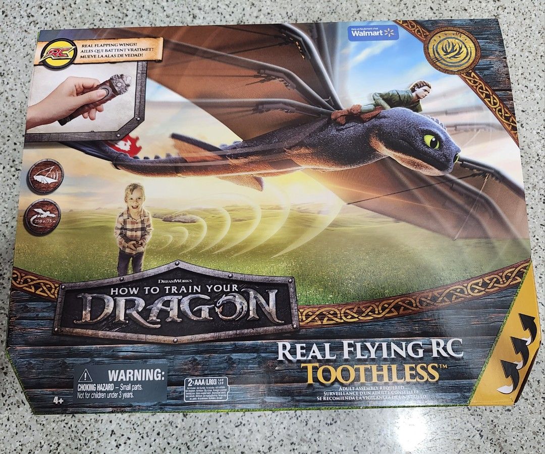 全新 (未開封) DreamWorks - Real flying RC toothless，連遙控，翅長30寸，包裝合 長14寸，闊5寸，高 ...