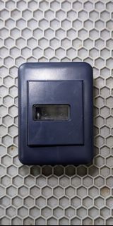 （分類：）位於 。 由 KC.920 提交（商品編號 1375995239，圖片 1）。簡介： 。