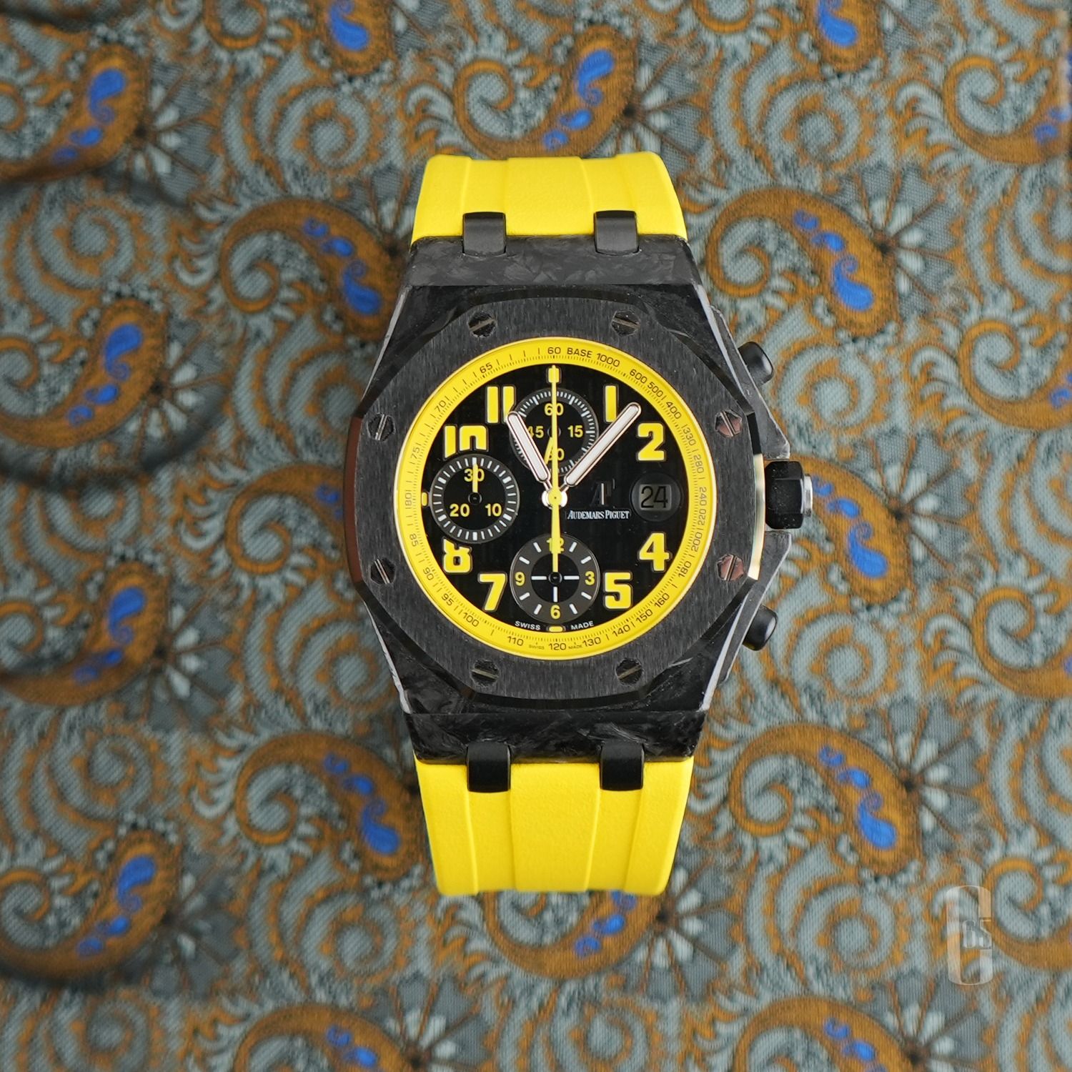[SOLD - DM to SOURCE] Piguet Royal Oak Offshore Bumble Bee (Category: Watches) located in Singapore. Submitted by calibre65 (Listing ID 1376697217, Image 1). Description: This piece has been SOLD. DM us and we can source a similar piece for you! Audemars Piguet Royal Oak Offshore Bumble Bee Reference Number: 26176FO.OO.D101CR.02 Condition: Well Used Comes with: Watch only (no box, no papers) Dated: Size: 42mm Case material: Carbon Strap material:
