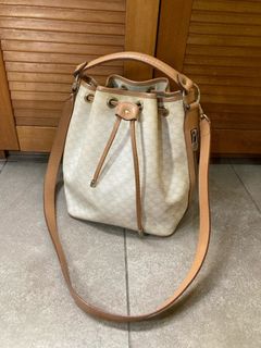 (Kategori: ) berada di . Dikirim oleh uriholly (ID iklan 1376668679, Gambar 1). Deskripsi: .