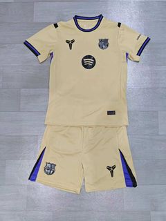 (Category: ) located in . Submitted by calcio_sports_jersey (Listing ID 1376704694, Image 1). Description: .