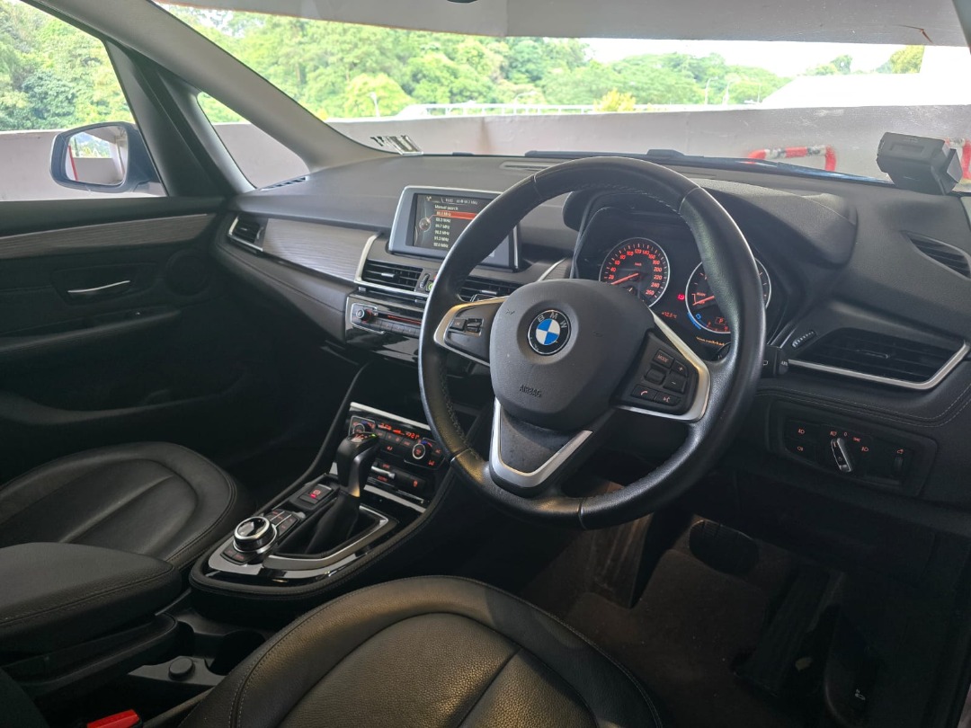 (Category: ) located in . Submitted by carhubauto49621 (Listing ID 1376706347, Image 1). Description: .